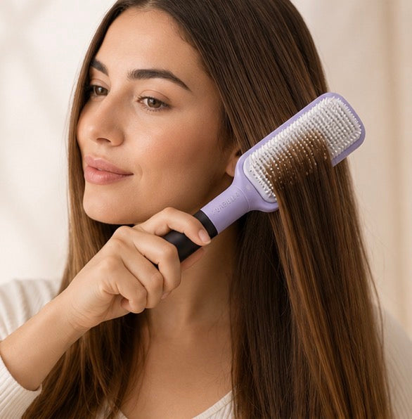 Aurevella Lift™ – Rotating Hair Brush
